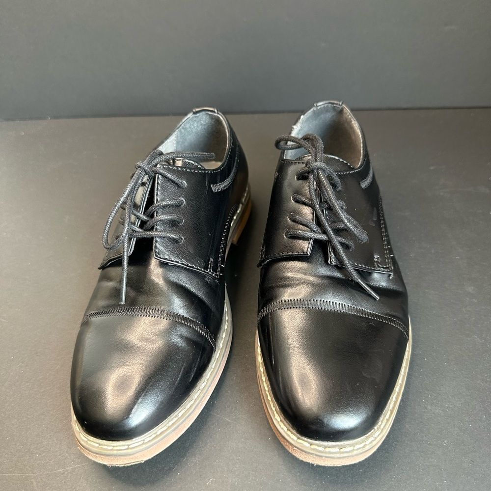 Freeman Boys Black Dress Shoes Light Wear Size 13.5‎